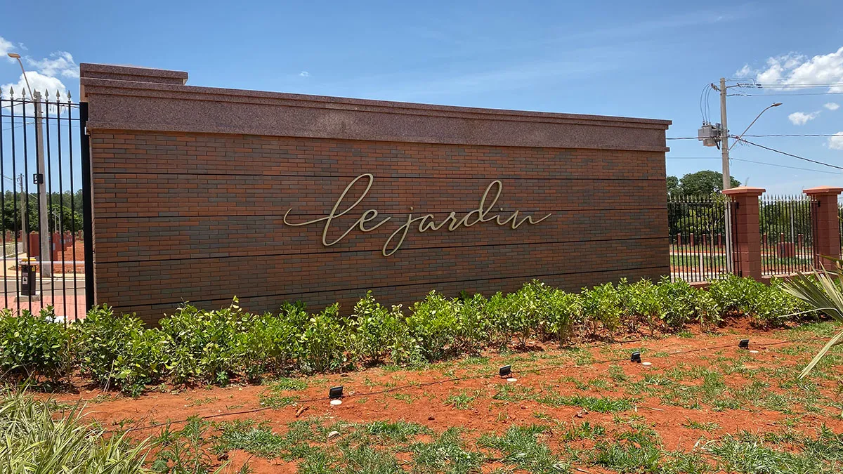 imgi_36_Adjustments-1